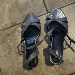 Black sparkle sandals